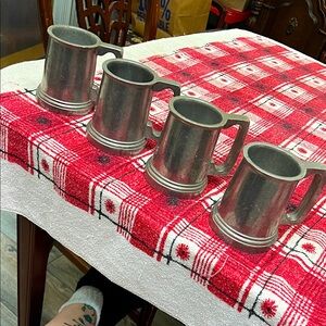 Elegant Silver Mugs Set